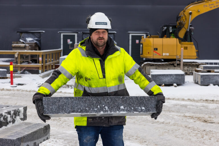 Driftsleder i Larvikittblokka Jon Arild fra Nevlunghavn