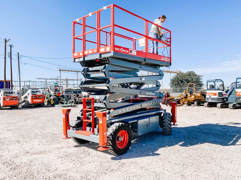Scissor Lift: Useful Information