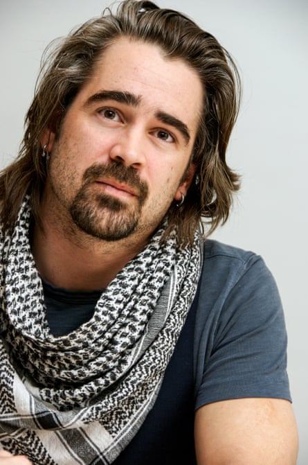 farrell wears keffiyeh