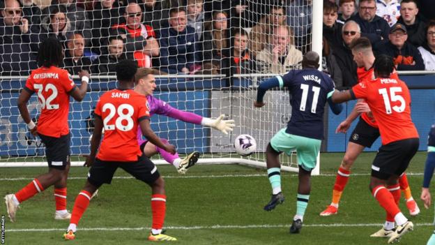 Yoane Wissa scores against Luton