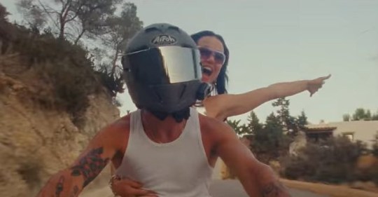 Katy Perry on motorbike in Lifetimes music video