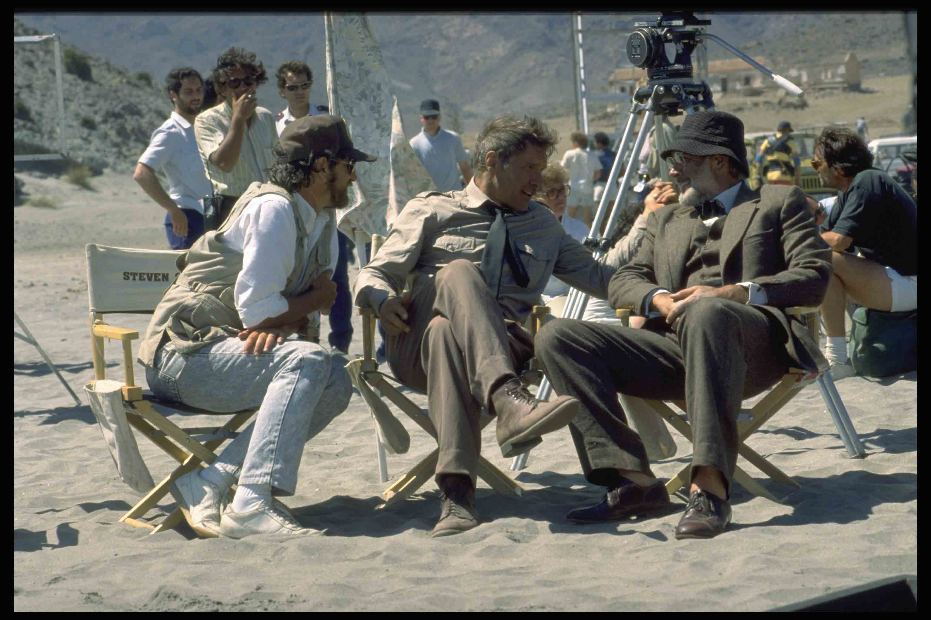 Listening to Harrison Ford and Sean Connery on the set of ‘Indiana Jones and the Last Crusade’ (1989)