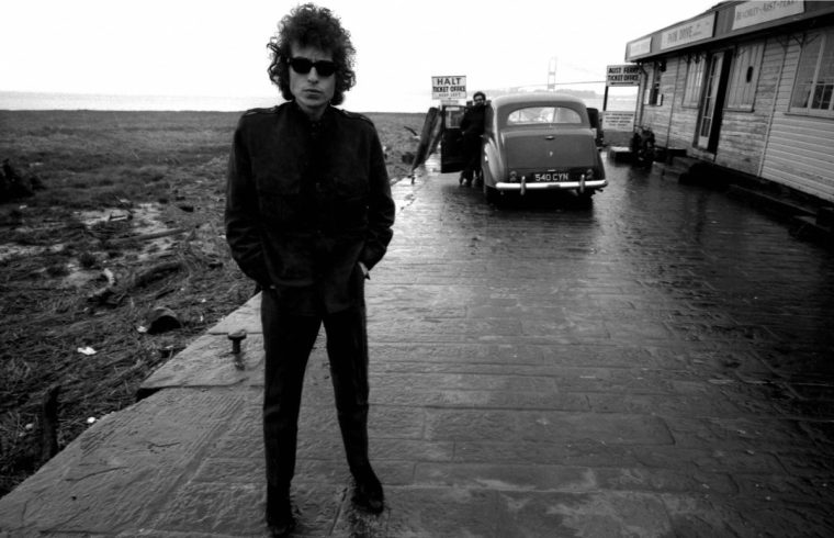 TELEVISION PROGRAMME: ARENA - NO DIRECTION HOME: BOB DYLAN. Picture shows:Bob Dylan, at the Aust Ferry, Aust, England. 1966 Generic. TX: BBC TWO September 26 & 27, 2005 Barry Feinstein Bob Dylan, the incomparable singer/songwriter of modern times, and Martin Scorsese, arguably the greatest film-maker of his generation, unite for these extraordinary films exploring Dylan's formative years when he created the albums that, many agree, changed the world. WARNING: Use of this copyright image is subject to Terms of Use of BBC Digital Picture Service. In particular, this image may only be used during the publicity period for the purpose of publicising 'ARENA - NO DIRECTION HOME: BOB DYLAN' and provided Barry Feinstein is credited. Any use of this image on the internet or for any other purpose whatsoever, including advertising or other commercial uses, requires the prior written approval of Barry Feinstein. documentary