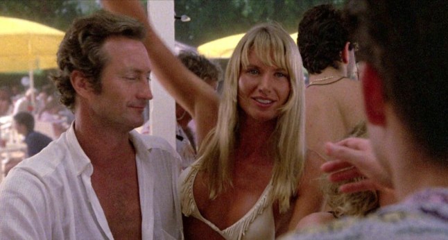 Kelly Lynch, Cocktail 14285335 80s bombshell who starred in Road House and Cocktail looks unrecognizable in LA... can you guess who it is?