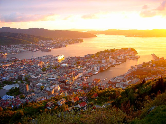 You can see my collection of photos of stunning Norway: mountains and fjords (Oslo, Geiranger, Geiranger Fjord, Alesund, Bergen, a Lot of Fjords, Jotunheimen, Jostedal, Glaciers, Trollstigen, Aurland, sunrises, sunsets, and much others!!) in the following link below: