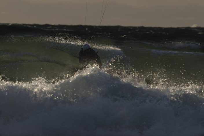 Kitesurfing