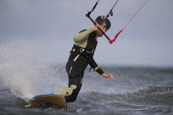 Kitesurfing