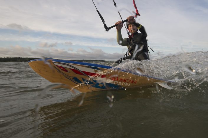 Kitesurfing