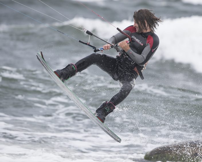 Kitesurfing