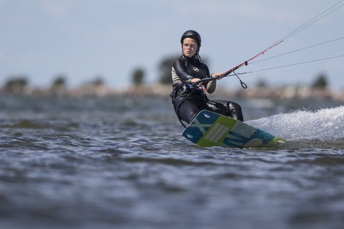 Kitesurfing