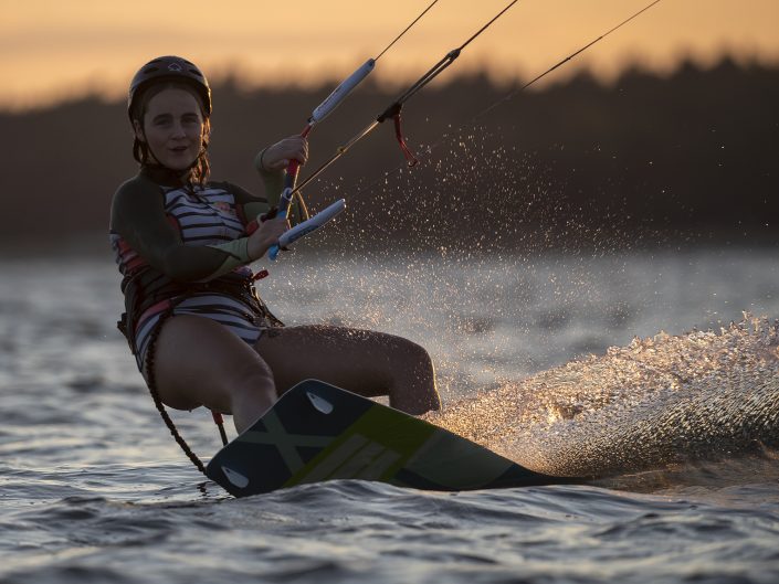 Kitesurfing