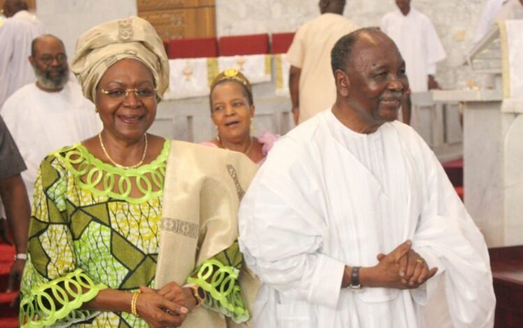 General Yakubu Gowon and wife