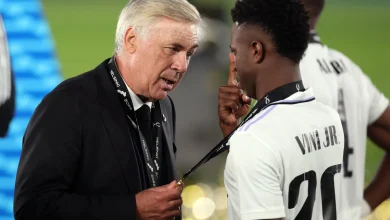 Carlo Ancelotti and Vinicius Jr