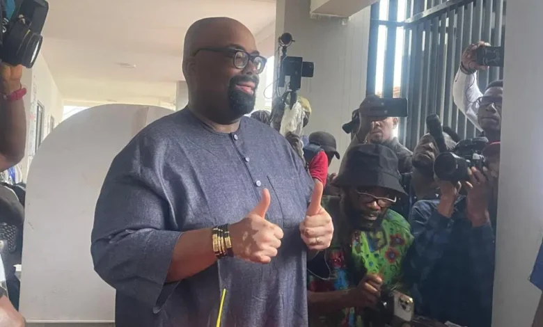 Labour Party Candidate Olumide Akpata casts his vote