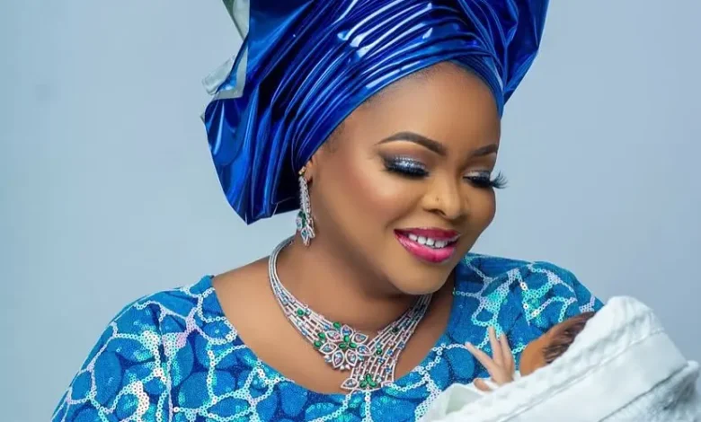 Dayo Amusa 1