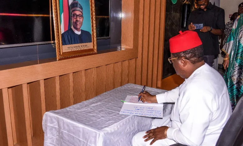umahi buhari tribute