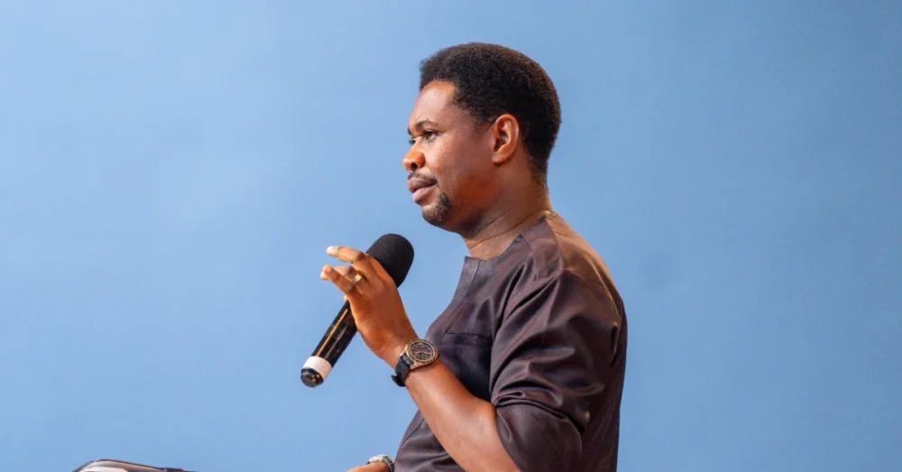 Living In the Visibility of Faith Image