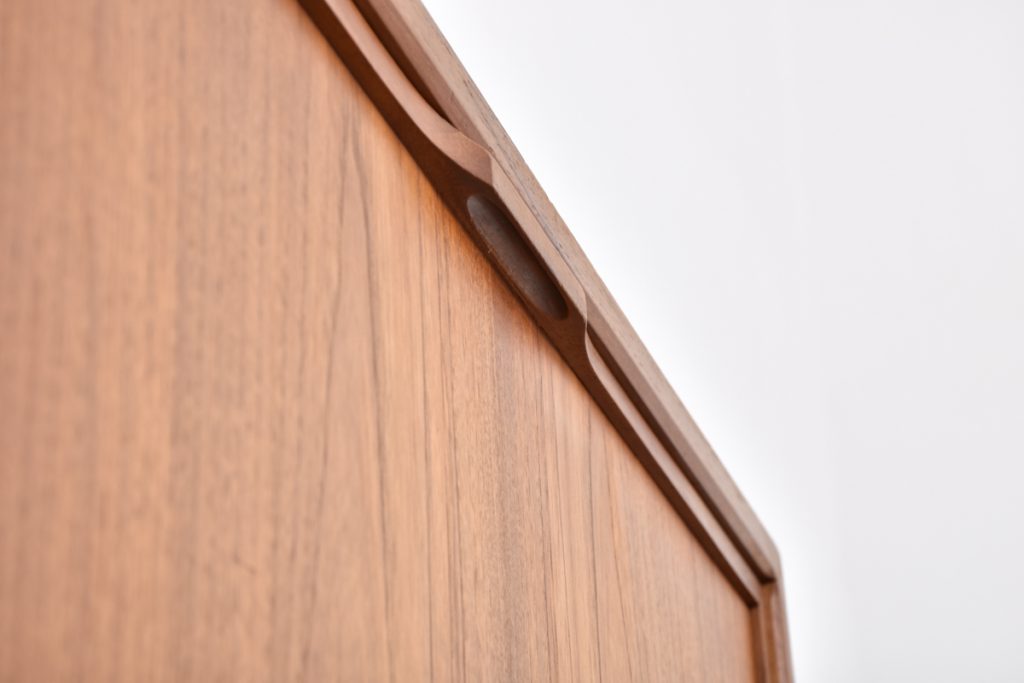 Detail drop front cabinet with handle - 43,5h x 37,5d x 80l