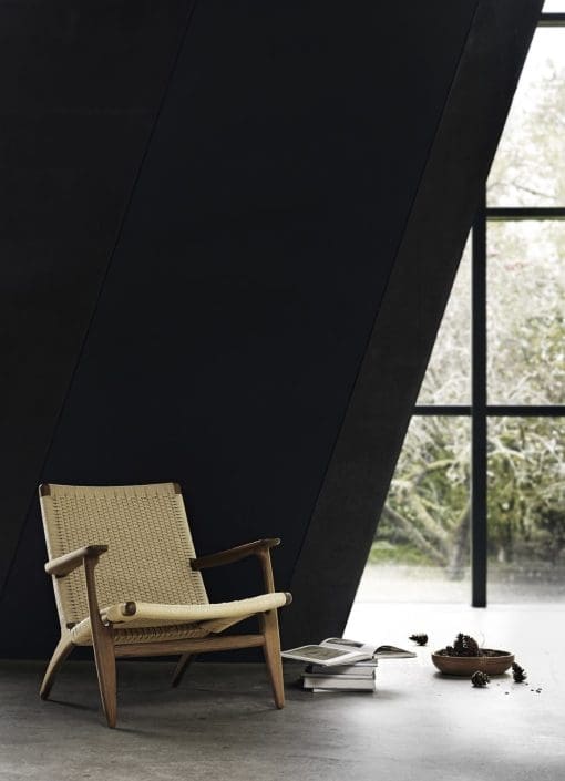 Carl Hansen CH25 Lounge Chair