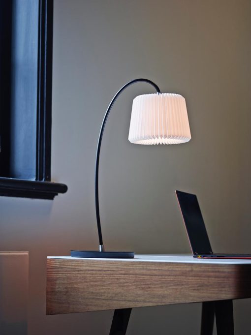 Le Klint - Snowdrop Lamp