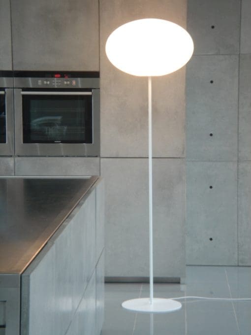 Cph Lighting EGGY PIN FLOOR + TABLE