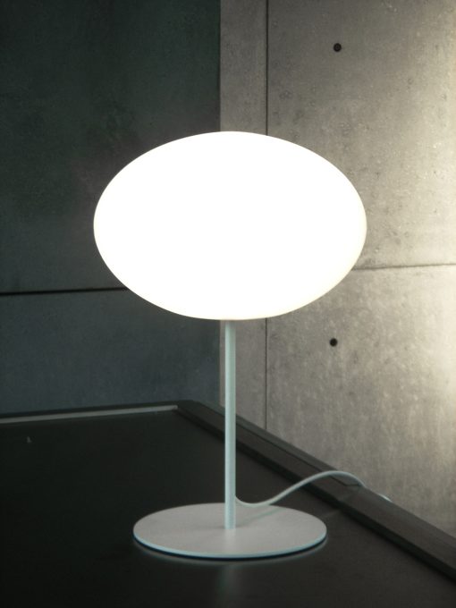 Cph Lighting EGGY PIN FLOOR + TABLE