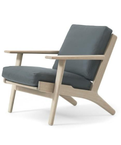 Getama - Classic Easy Chair 290 by Hans J. Wegner