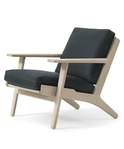 Getama - Sessel 290 von Hans J. Wegner