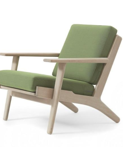 Getama - Classic Easy Chair 290 by Hans J. Wegner