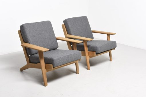 Getama - Sessel 290 von Hans J. Wegner