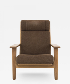 Getama - High Easy Chair 290A by Hans J. Wegner