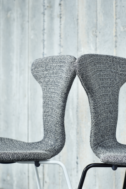 HOWE Munkegaard 'Mosquito' Chair von Arne Jacobsen