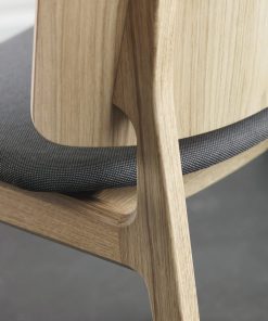 Magnus Olesen - Freya Chair 