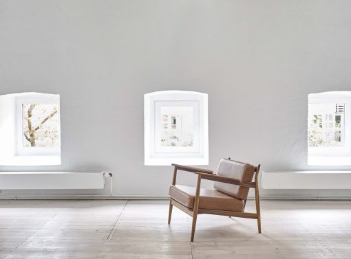 Magnus Olesen - MO 107 Lounge Chair