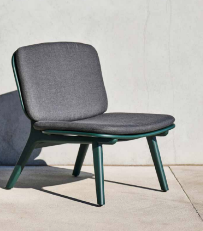 Mindo 113, dark green chair