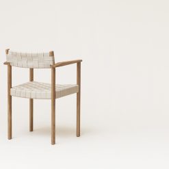 F&R_motif-arm-chair_oiled-oak-back