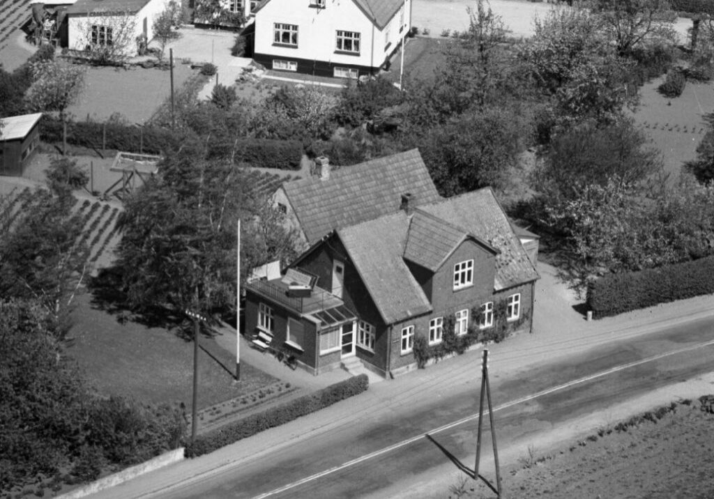 Sylvest Jensen Luftfoto; Det Kgl. Bibliotek.