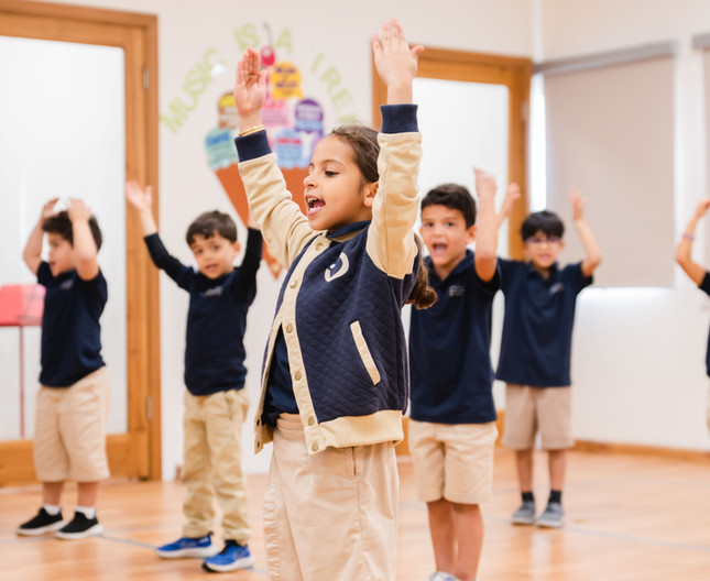 Students singing in creative lessons