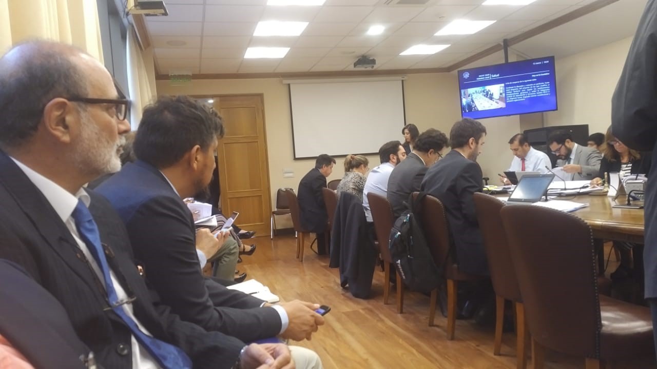 Presidente de AFFI Chile, Héctor Rojas, en la sesión de la Comisión de Salud de la Cámara de Diputados. 