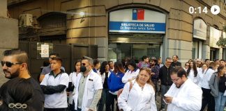 Farmacias independientes entregan a ministra de Salud sugerencias que buscan garantizar su correcto funcionamiento ante ausencias temporales justificadas de químicos farmacéuticos, asegurando así el acceso seguro e ininterrumpido a medicamentos para la población en esos casos.