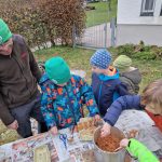 Diebelfroesche_Basteln_Nikolausverkauf_18_11_2023 (14)