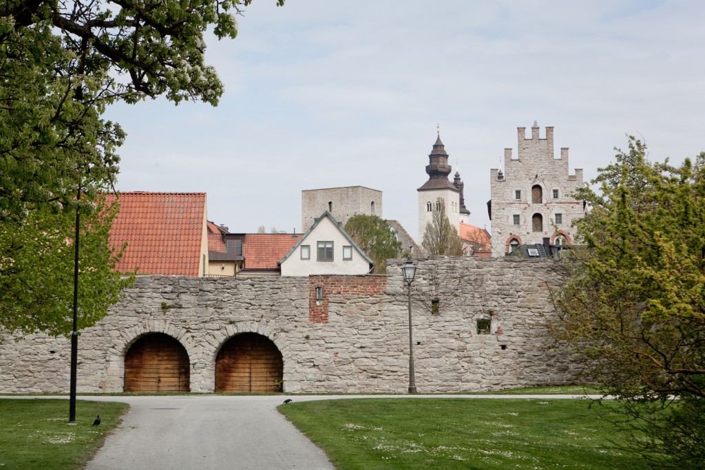 tuukka_ervasti-city_wall_of_visby_-1270