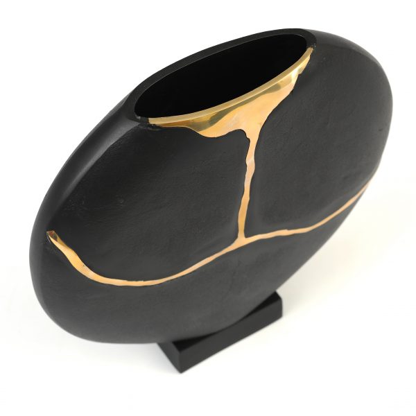 Arizona Black Aluminium Moon Vase on Base with Gold Lava Detail