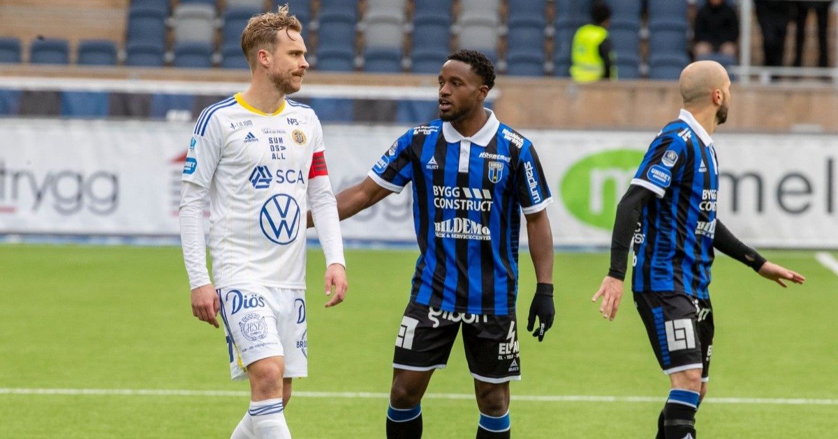 Wright makes IK Sirius debut as Kamara, Williams on target.