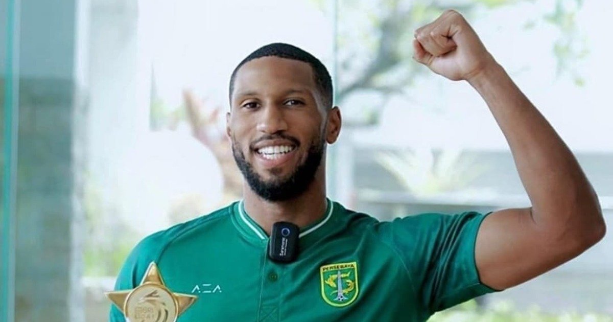 Defender Alie Sesay happy to be named Liga 1 Team of the Year