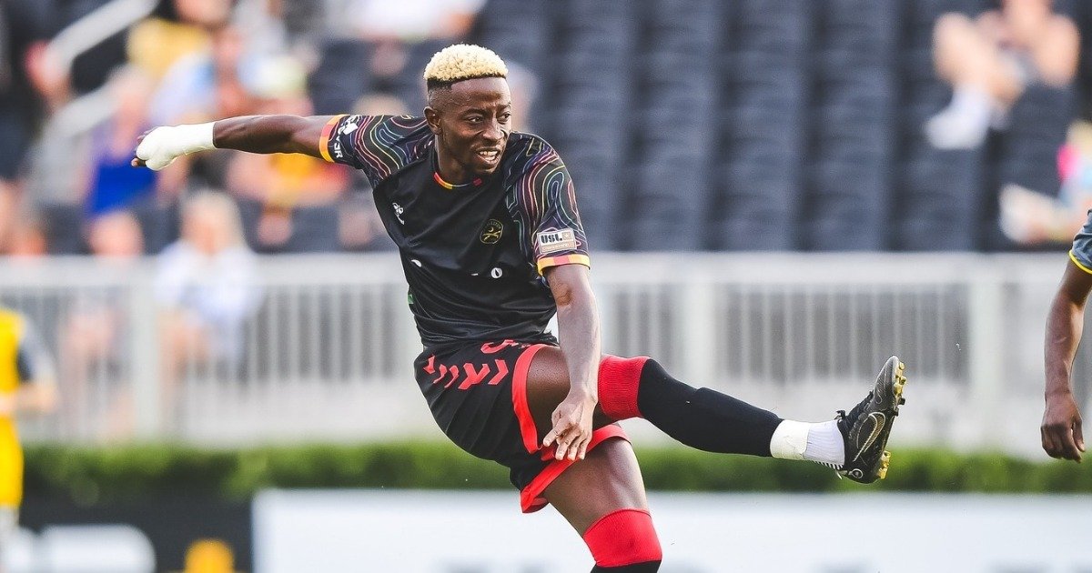 Augustine Williams rescues a point for Charleston Battery