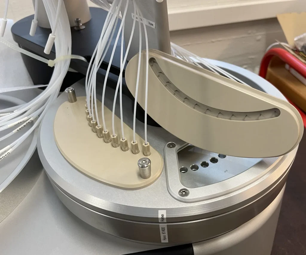 dna synthesizer oligomaker om round manifolds
