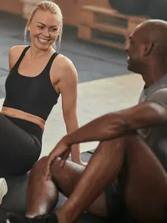 Signs a Guy at The Gym is Interested in You