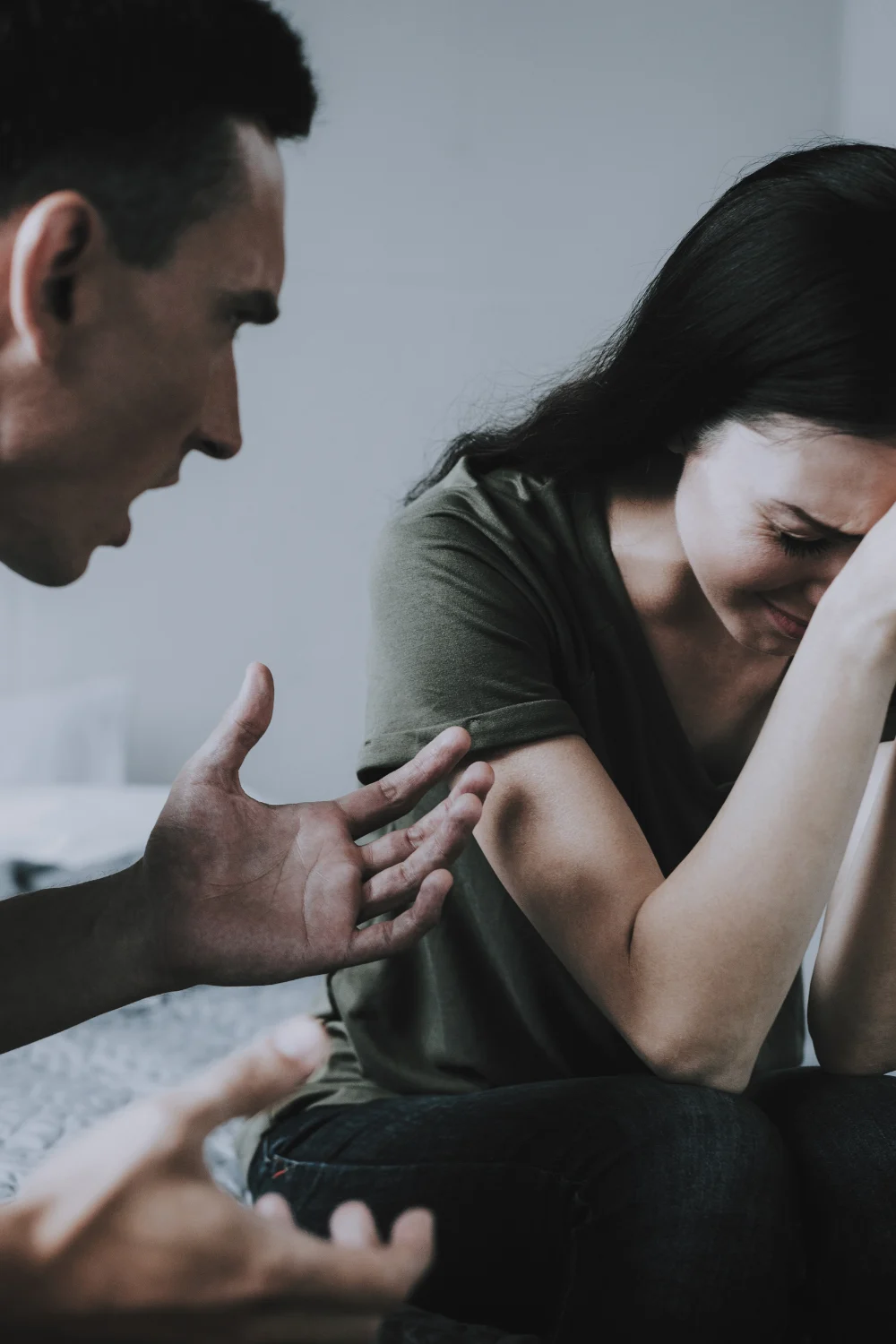 Signs of Emotional Detachment in Marriage