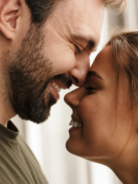 10 Positive Signs a Commitment-phobe Loves You